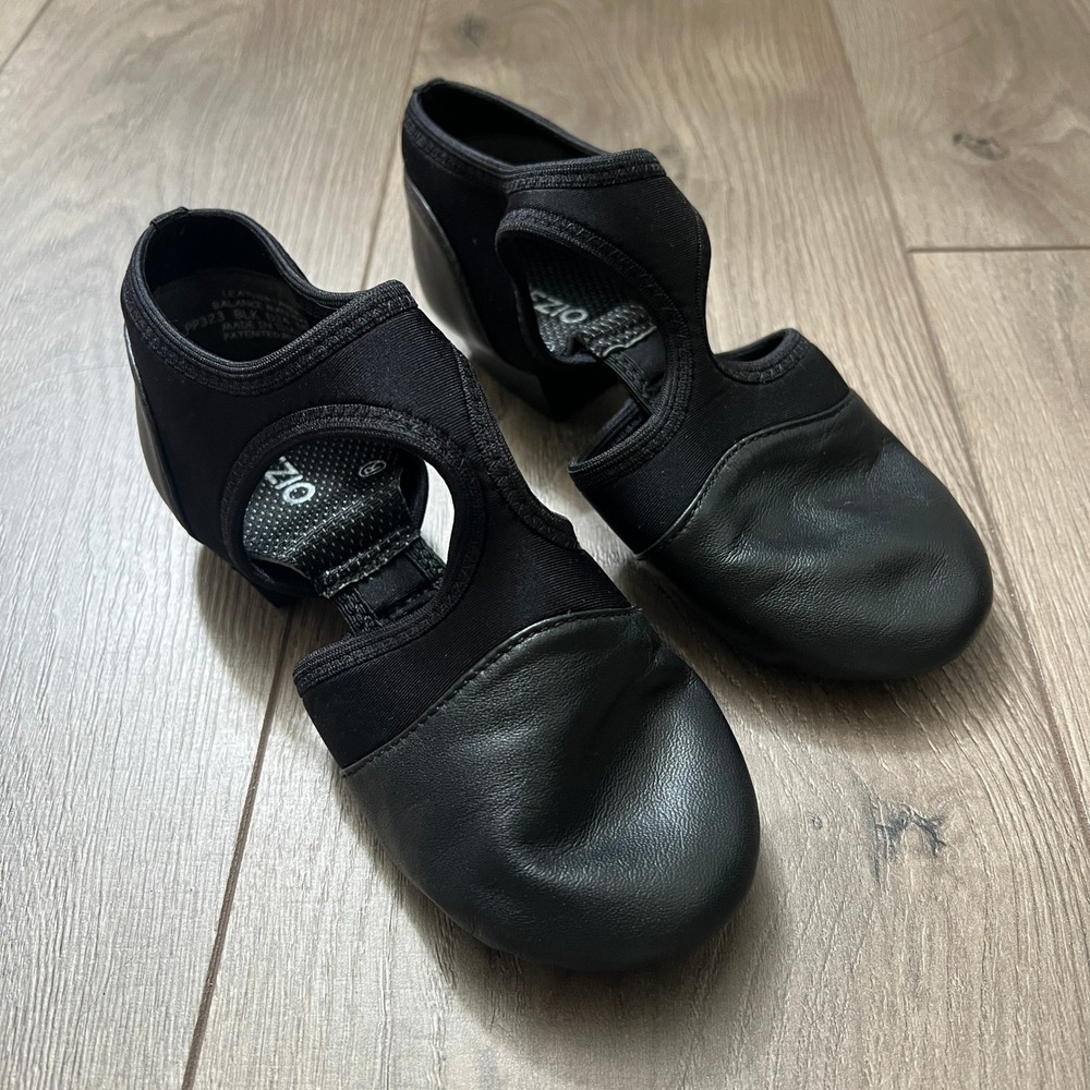 Capezio PP323 Pedini Femme Black Leather Split Sole Jazz Lyrical Dance Shoes 7.5